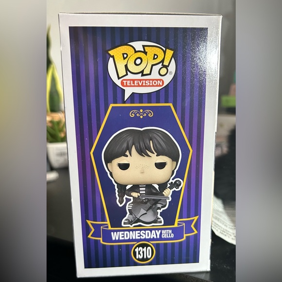 Funko Pop! Set The Addams Family Lurch w thing and Wednesday Vinyl Figures - Picture 4 of 9